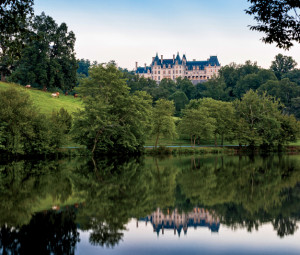 The photographer on the piece knew how to capture the iconic home and the agricultural narrative in the same frame.